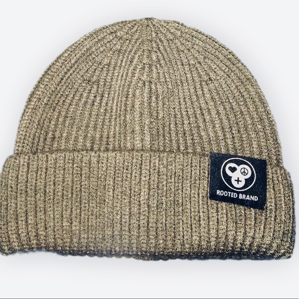 New winter hat - Picture 2 of 2